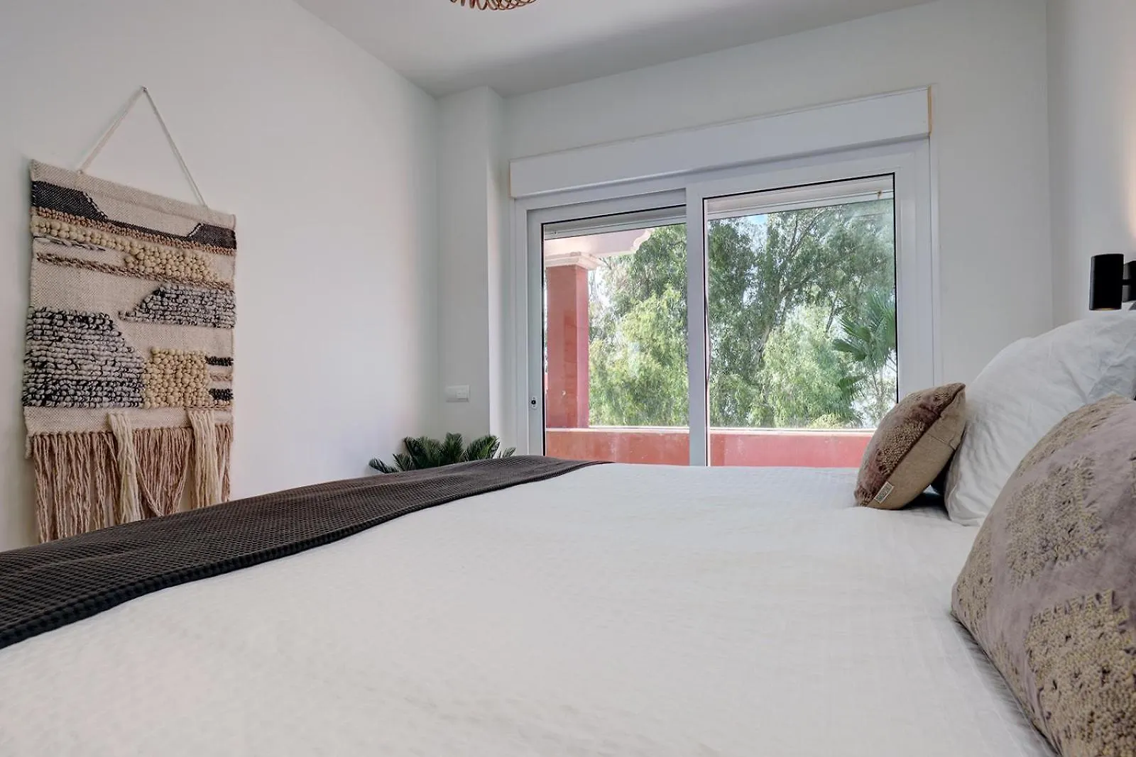 Penthouse Alhambra - Gerenoveerd Appartement Direct Aan Zee Estepona 0*,  Spanien
